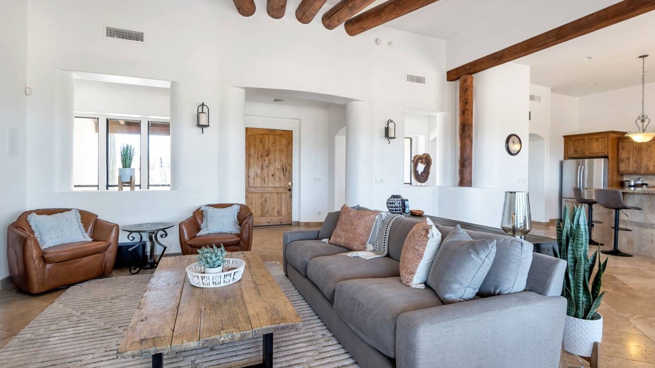 Photo of Livingroom in Rio Verde Foothills
