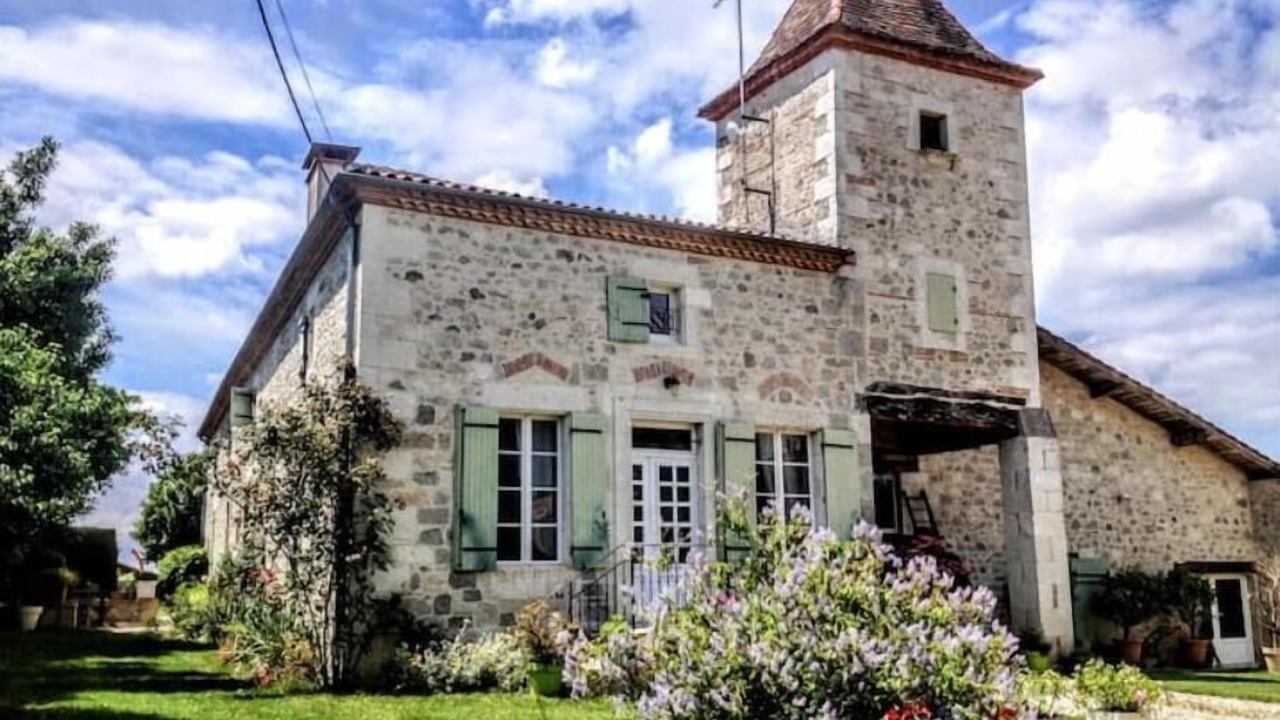 Photo of Outdoor in Bourran