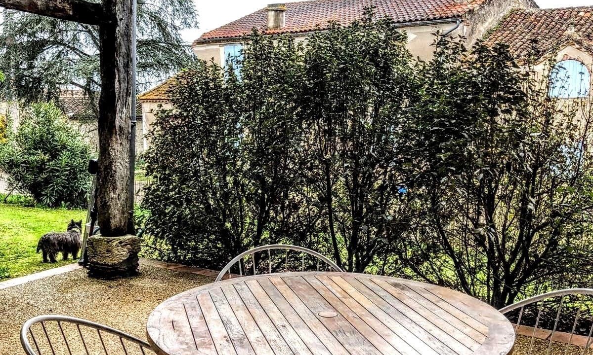 Photo of Outdoor in Bourran