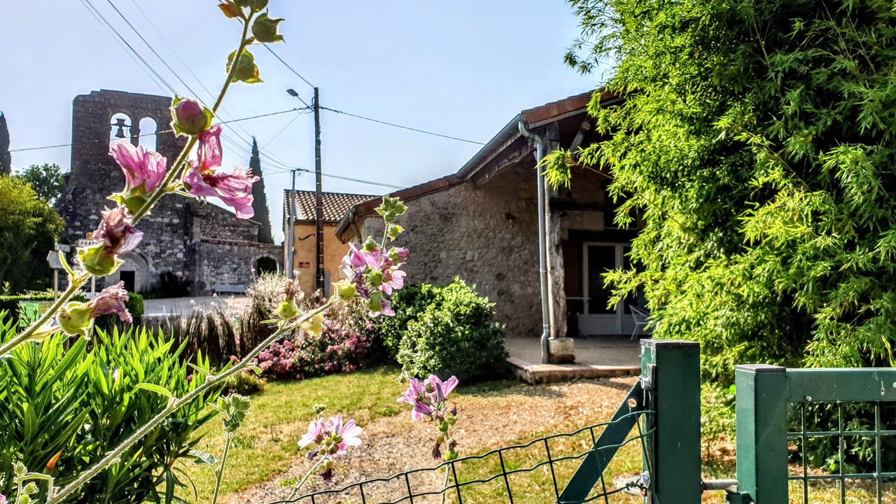 Photo of Outdoor in Bourran