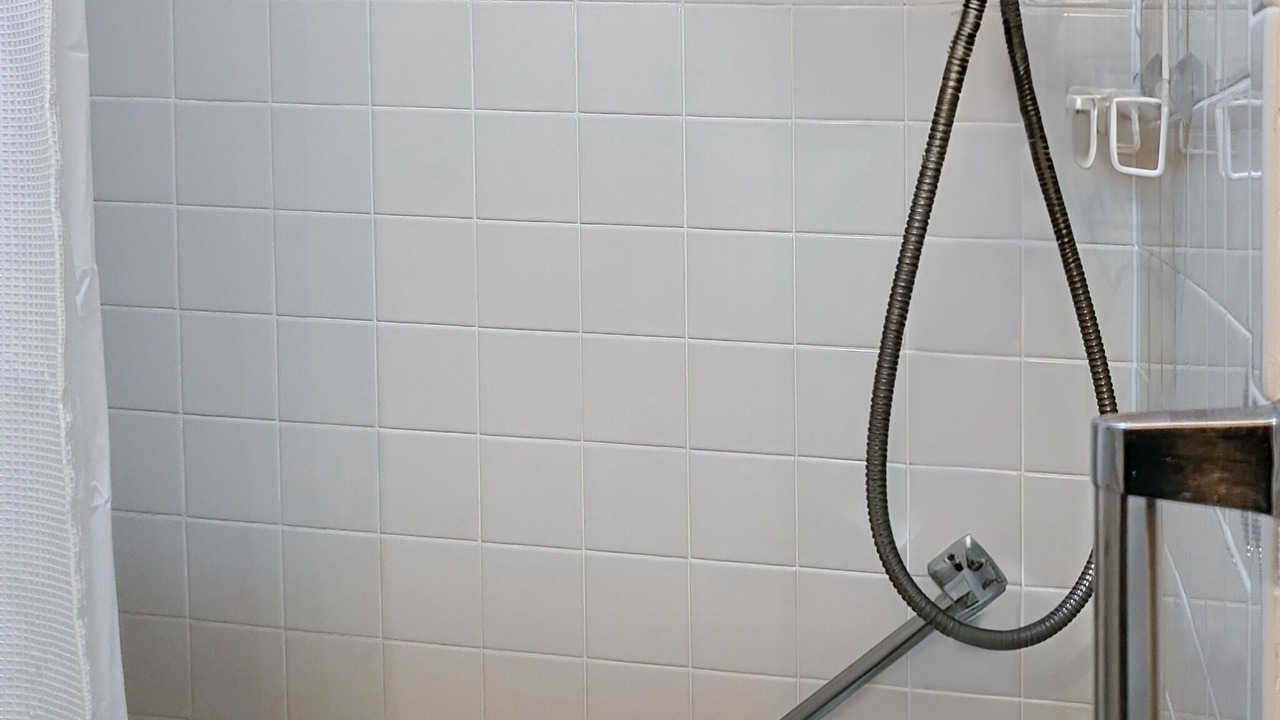 Photo of Bathroom in Hybla Valley