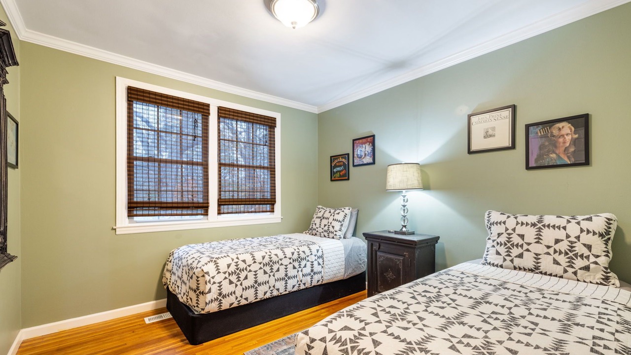 Photo of Others in Merry Oaks