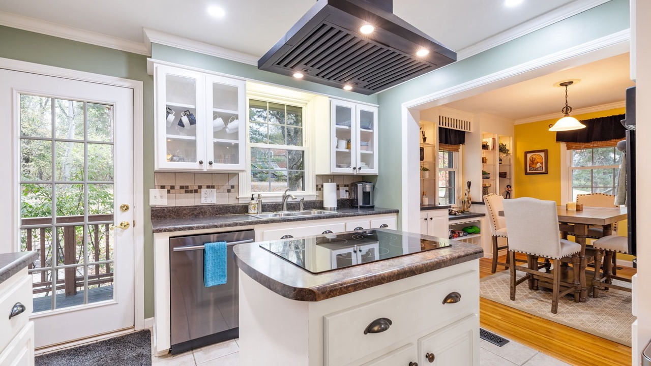 Photo of Others in Merry Oaks