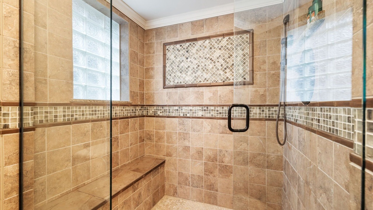 Photo of Bathroom in Merry Oaks