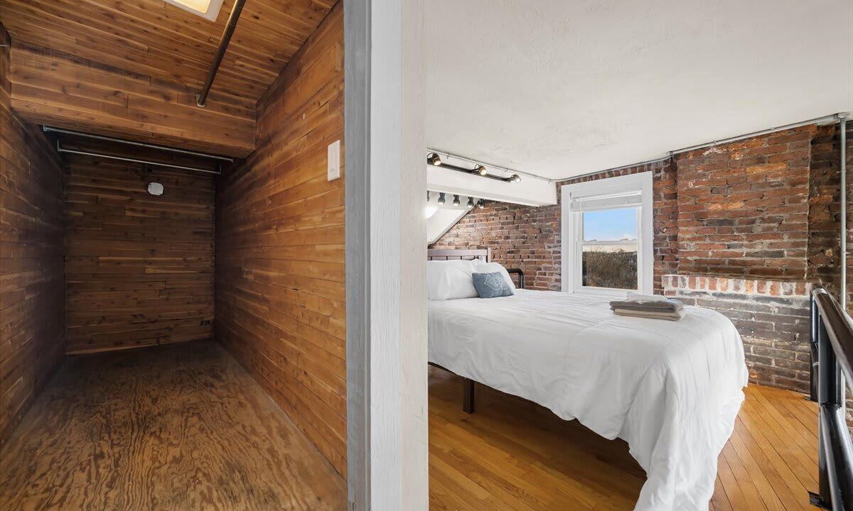 Photo of Bedroom in Mount Washington