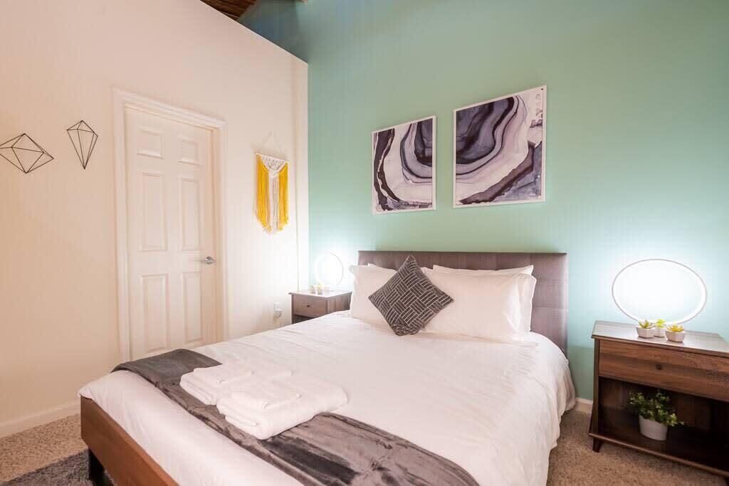 Photo of Bedroom in Downtown