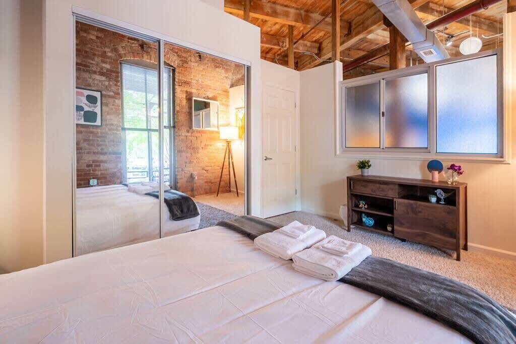 Photo of Bedroom in Downtown