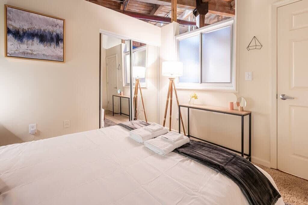 Photo of Bedroom in Downtown