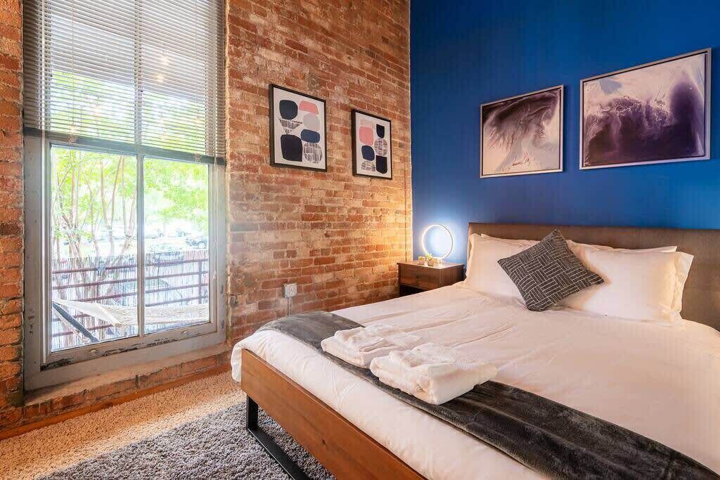 Photo of Bedroom in Downtown
