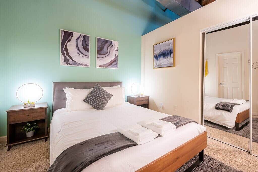 Photo of Bedroom in Downtown