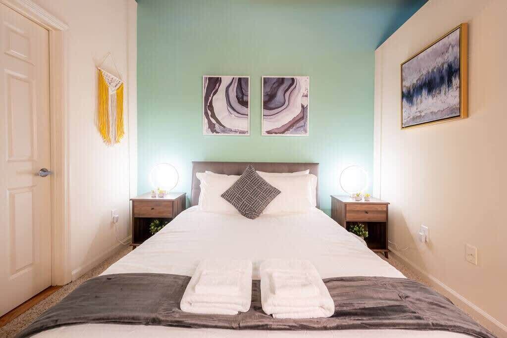 Photo of Bedroom in Downtown
