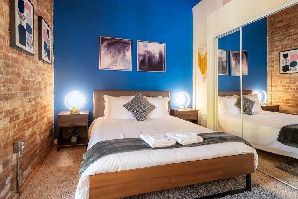 Photo of Bedroom in Downtown