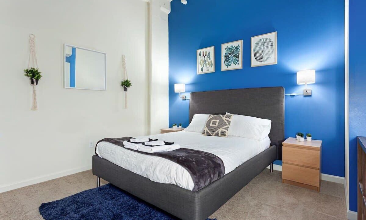 Photo of Bedroom in Downtown