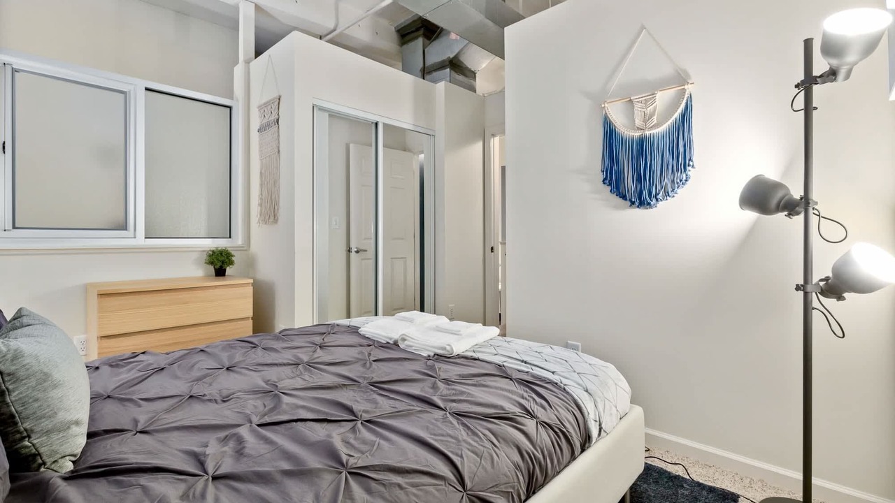 Photo of Bedroom in Downtown