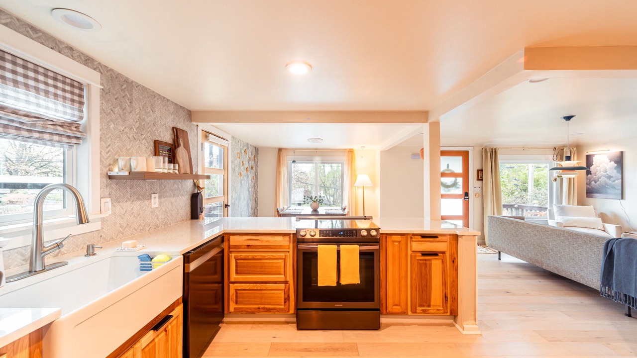 Photo of Others in Edmonds