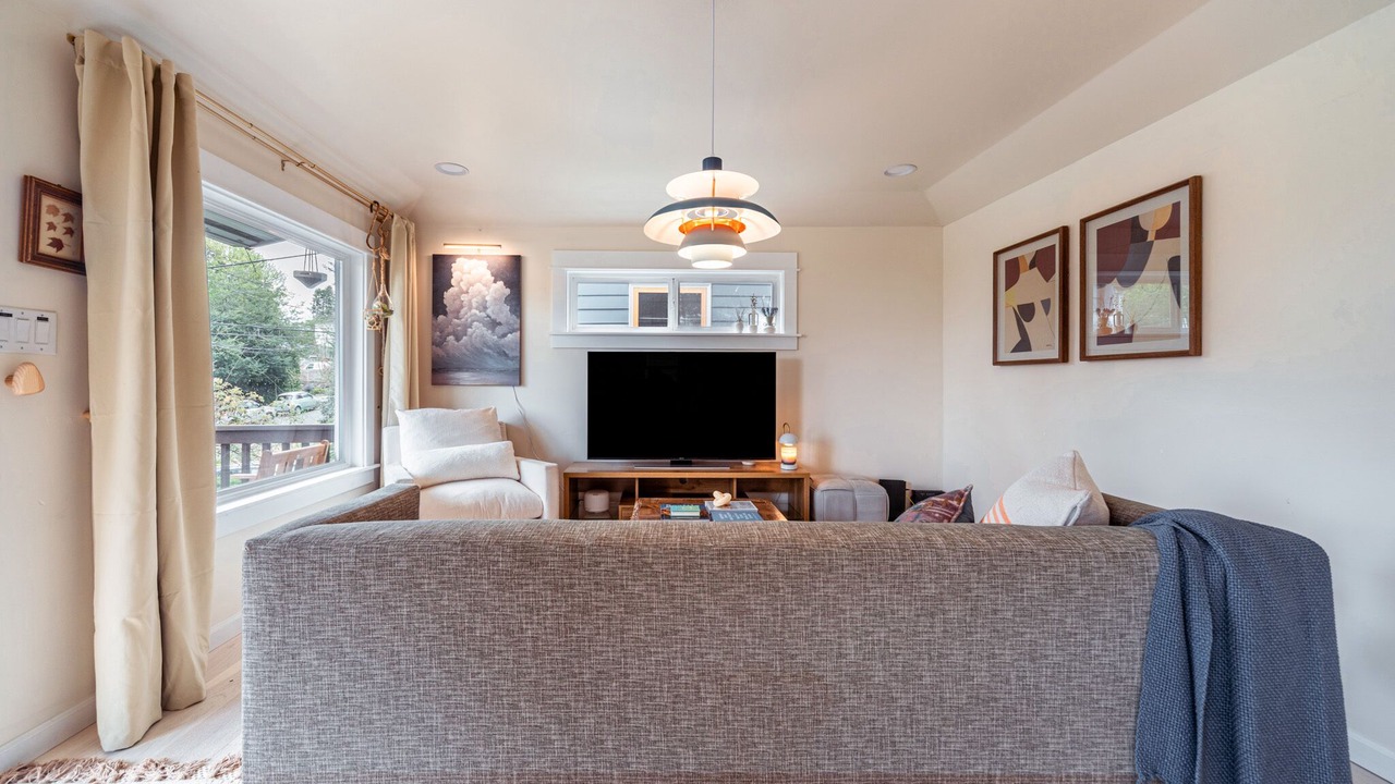 Photo of Bedroom in Edmonds