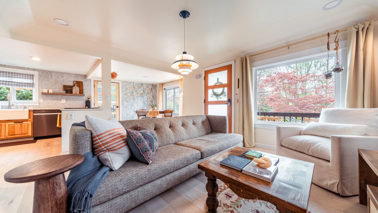 Photo of Bedroom in Edmonds