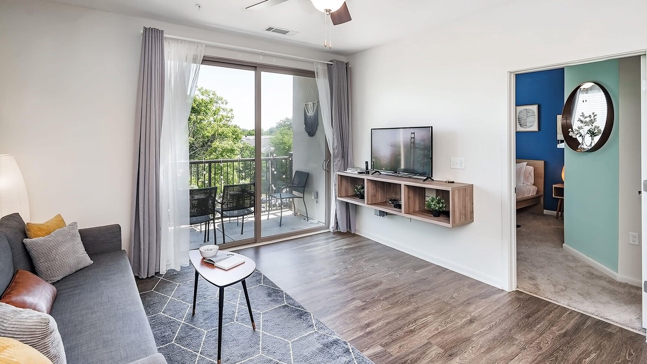 Photo of Livingroom in Fourth Ward