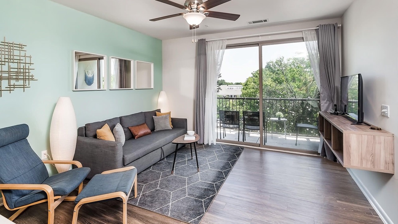 Photo of Livingroom in Fourth Ward