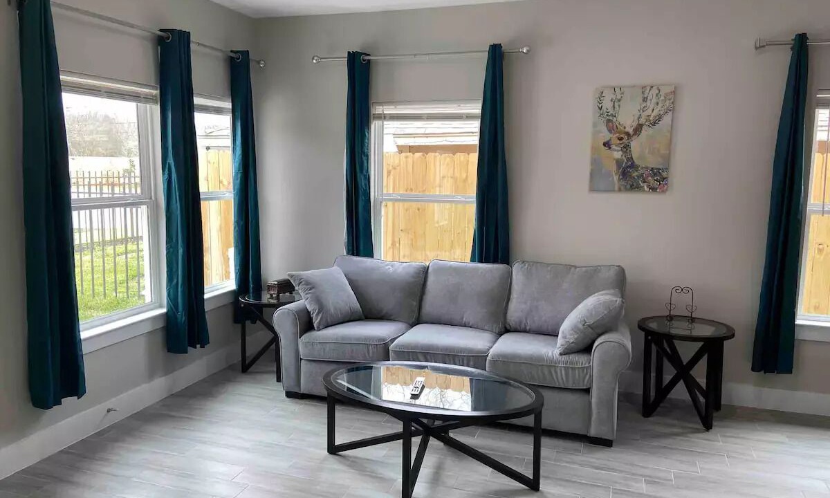 Photo of Livingroom in OST - South Union