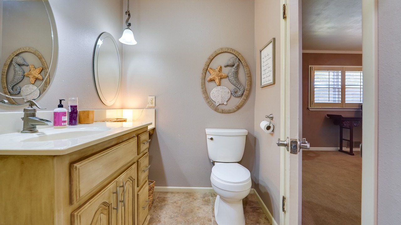 Photo of Bathroom in Tahoka