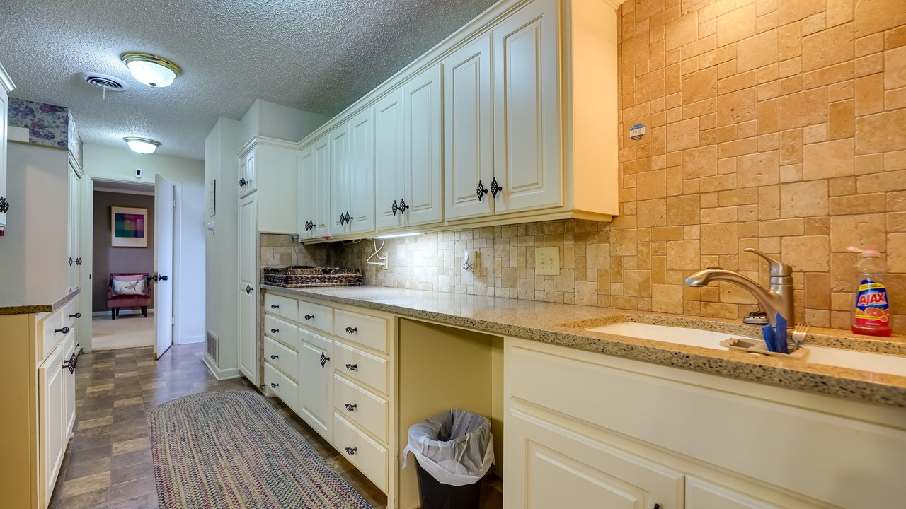 Photo of Kitchen in Tahoka