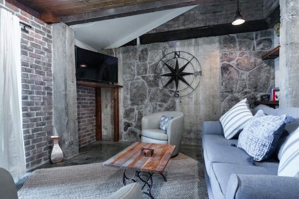 Photo of Livingroom in Cullman