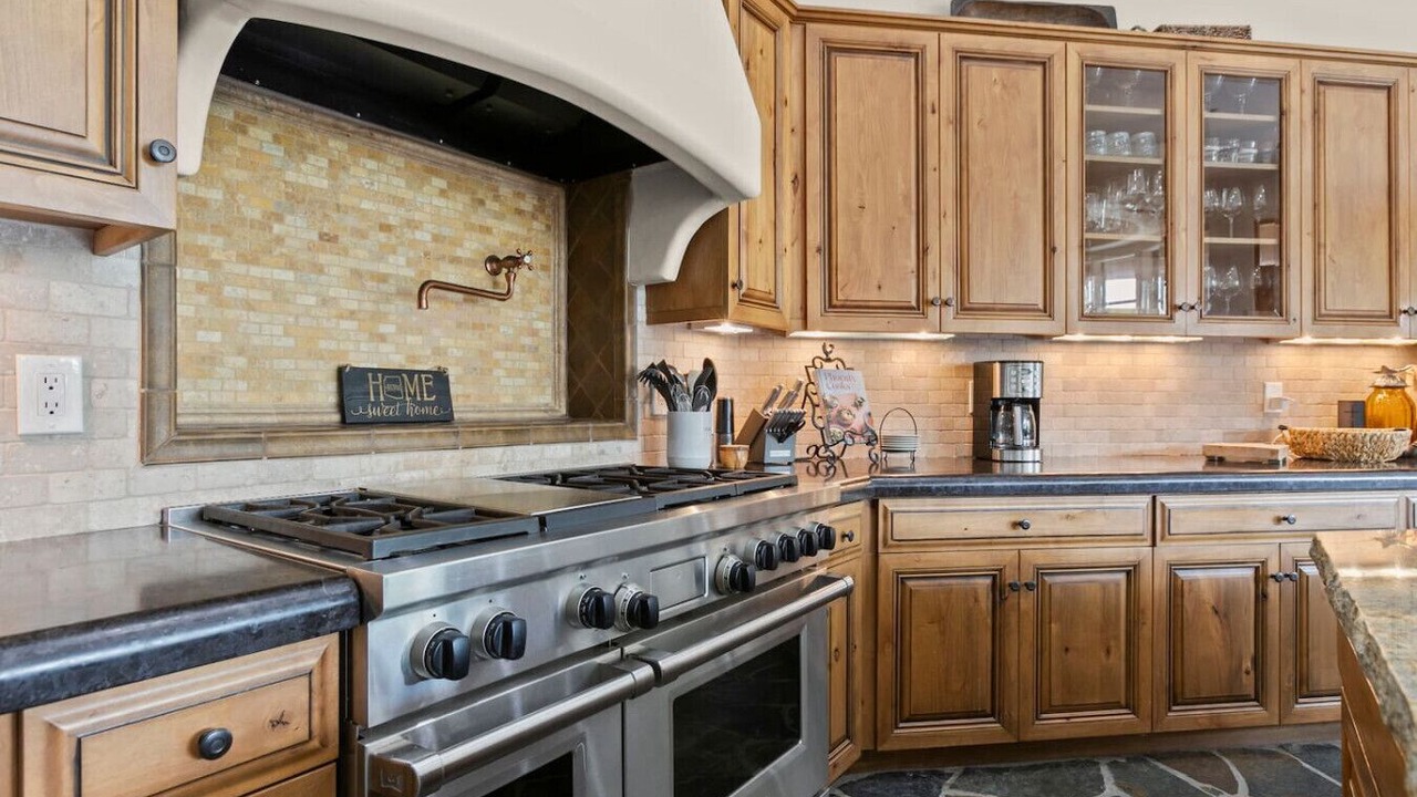 Photo of Kitchen in Desert Mountain