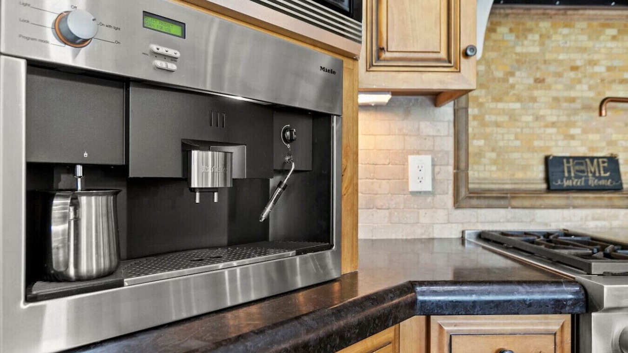 Photo of Kitchen in Desert Mountain