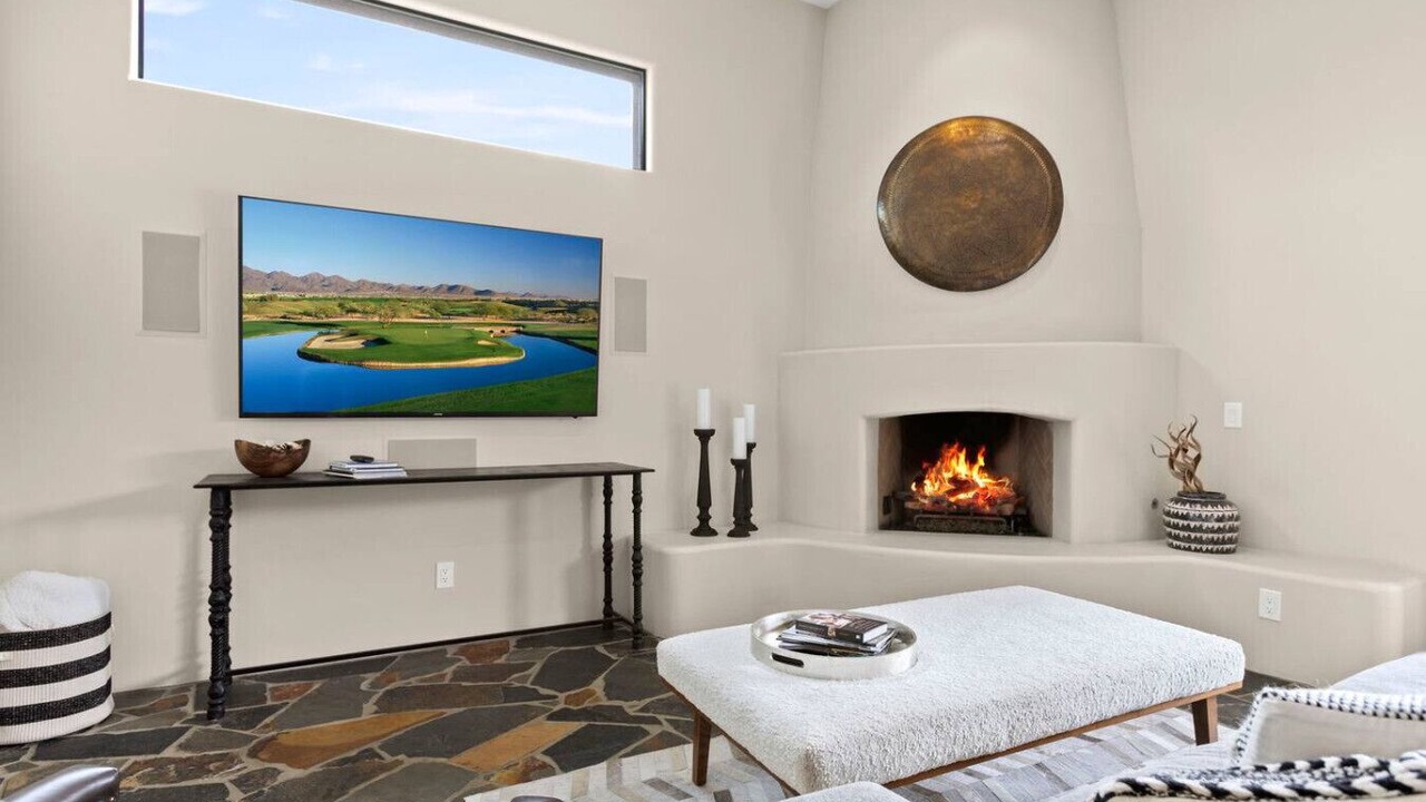 Photo of Livingroom in Desert Mountain