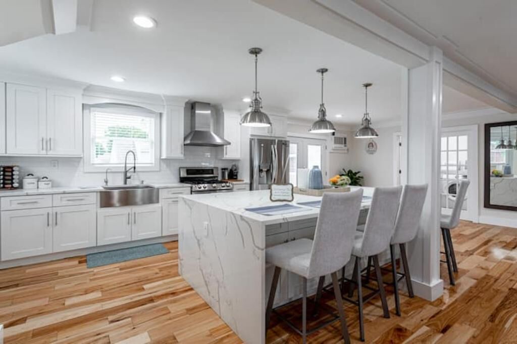 Photo of Others in Huntington