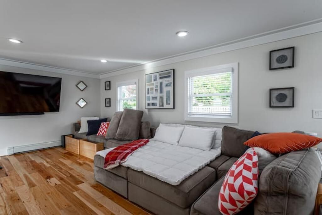 Photo of Others in Huntington