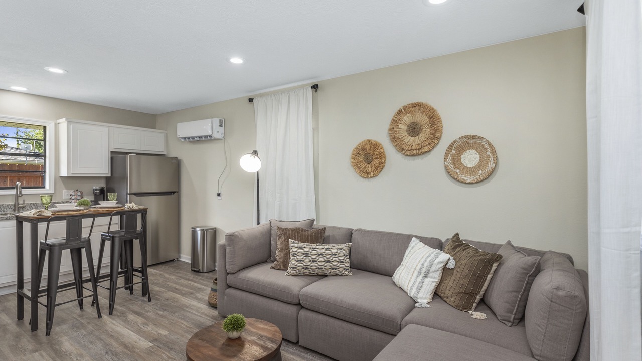 Photo of Livingroom in Sulphur