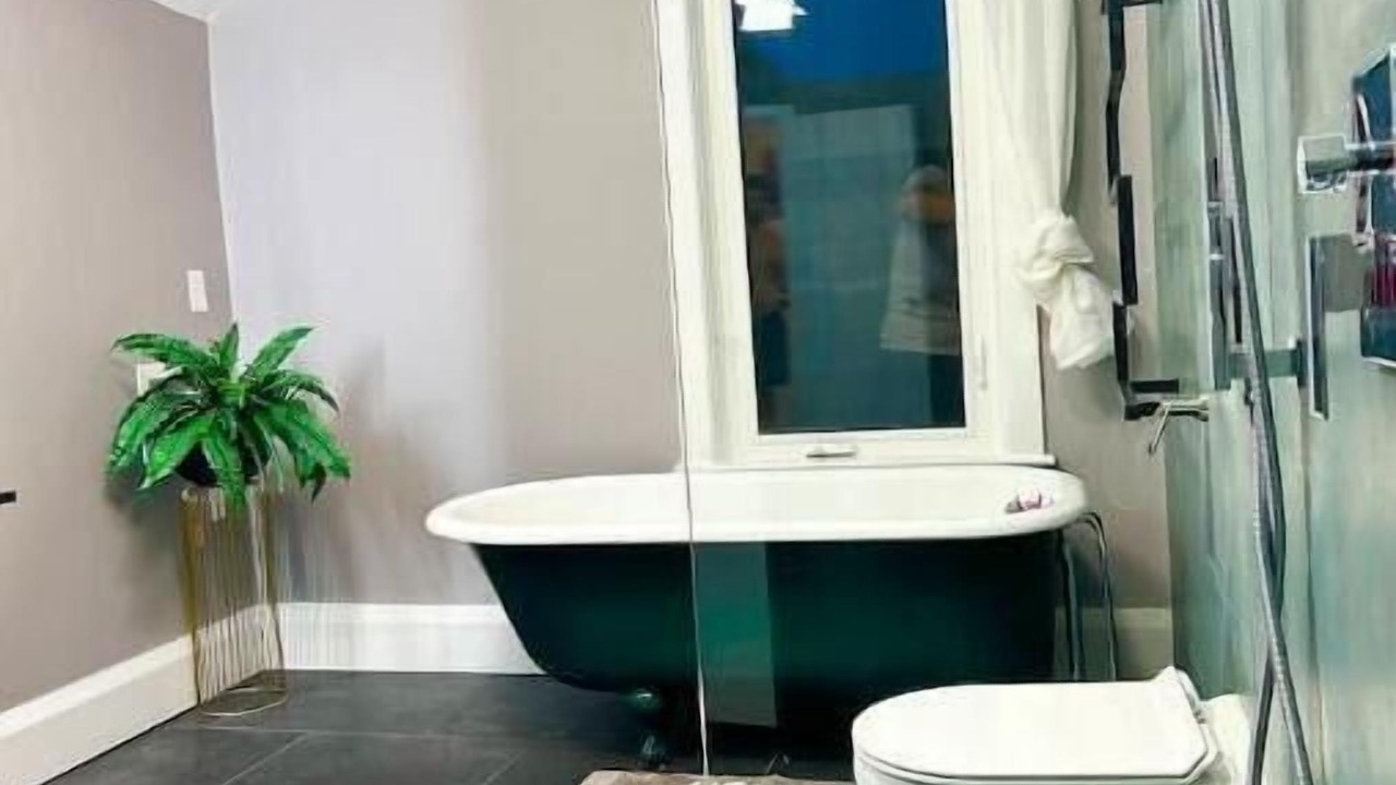 Photo of Bathroom in Campbellford