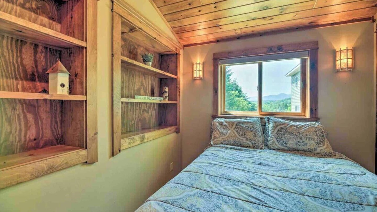 Photo of Bedroom in Lake Placid