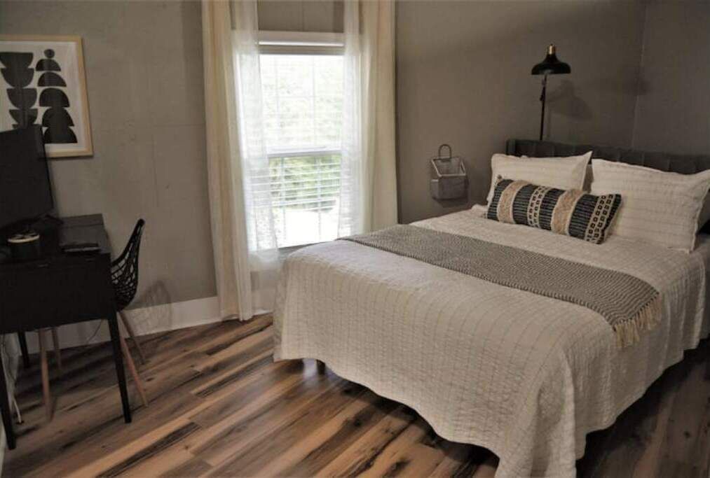 Photo of Others in Houston County