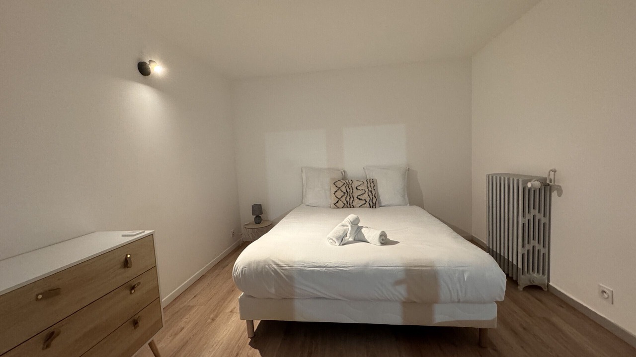 Photo of Bedroom in Ecommoy
