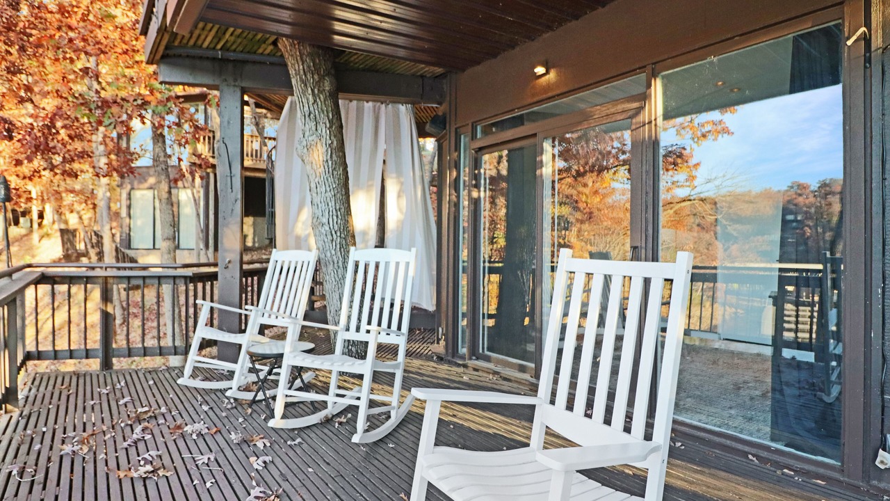 Photo of Patio Balcony in Village of Four Seasons