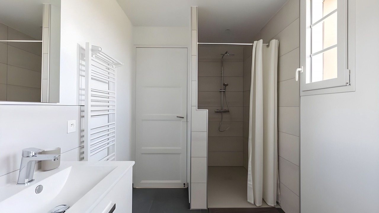 Photo of Bathroom in Laigne-en-Belin