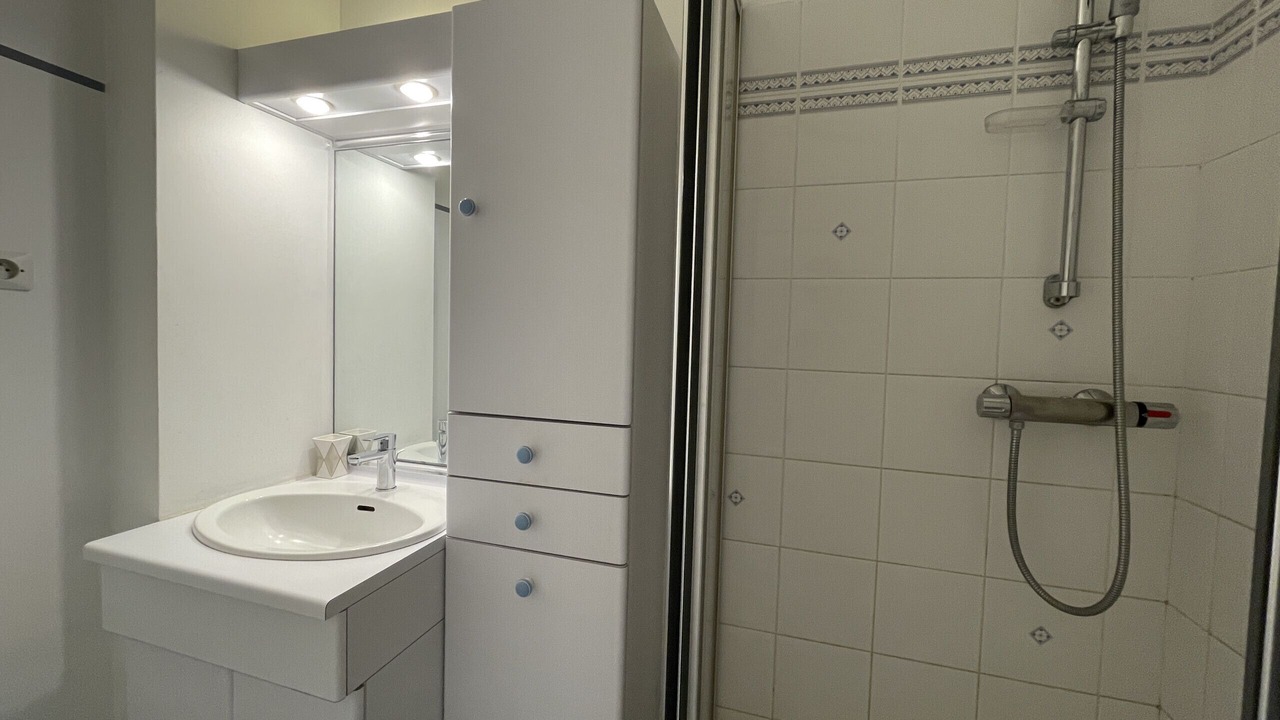 Photo of Bathroom in Le Mans