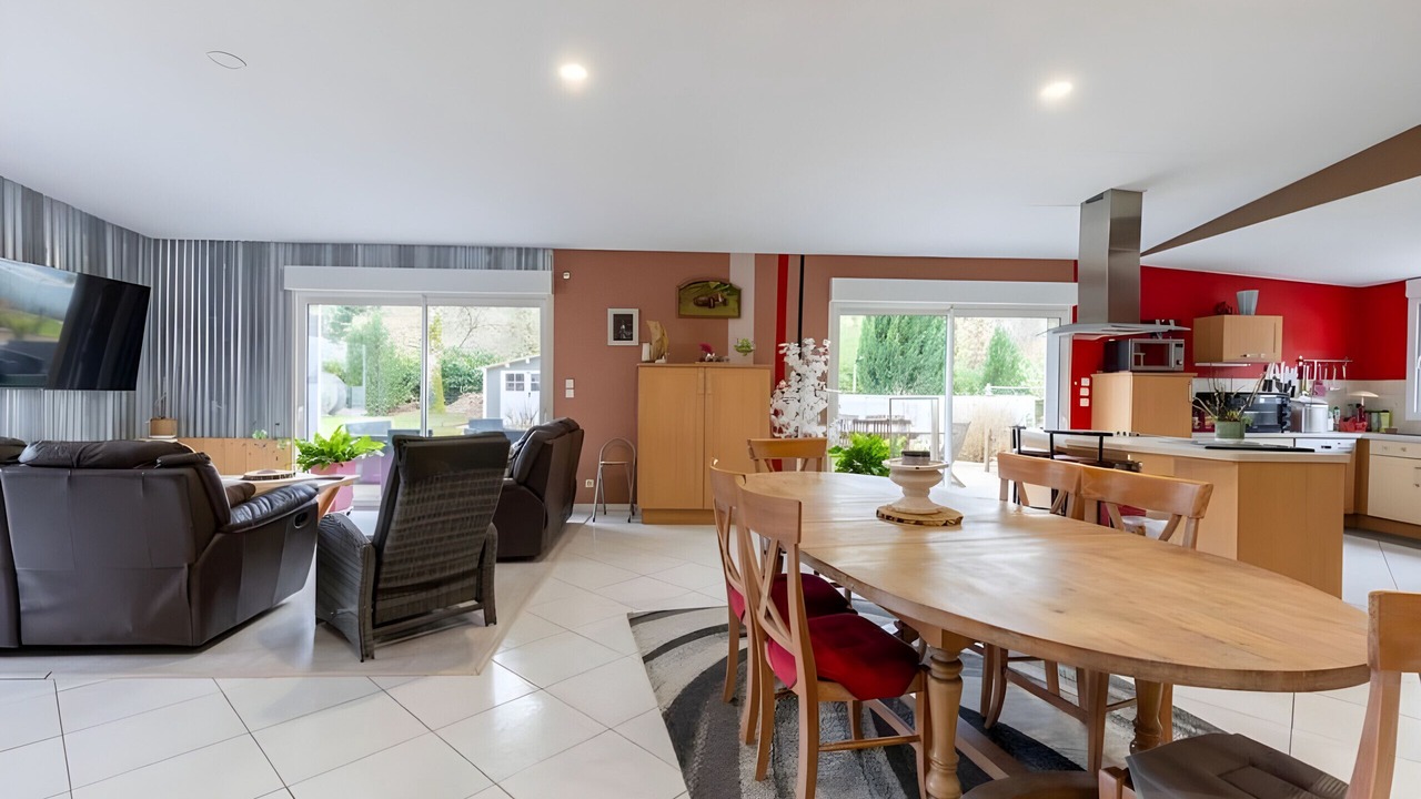 Photo of Livingroom in Guecelard