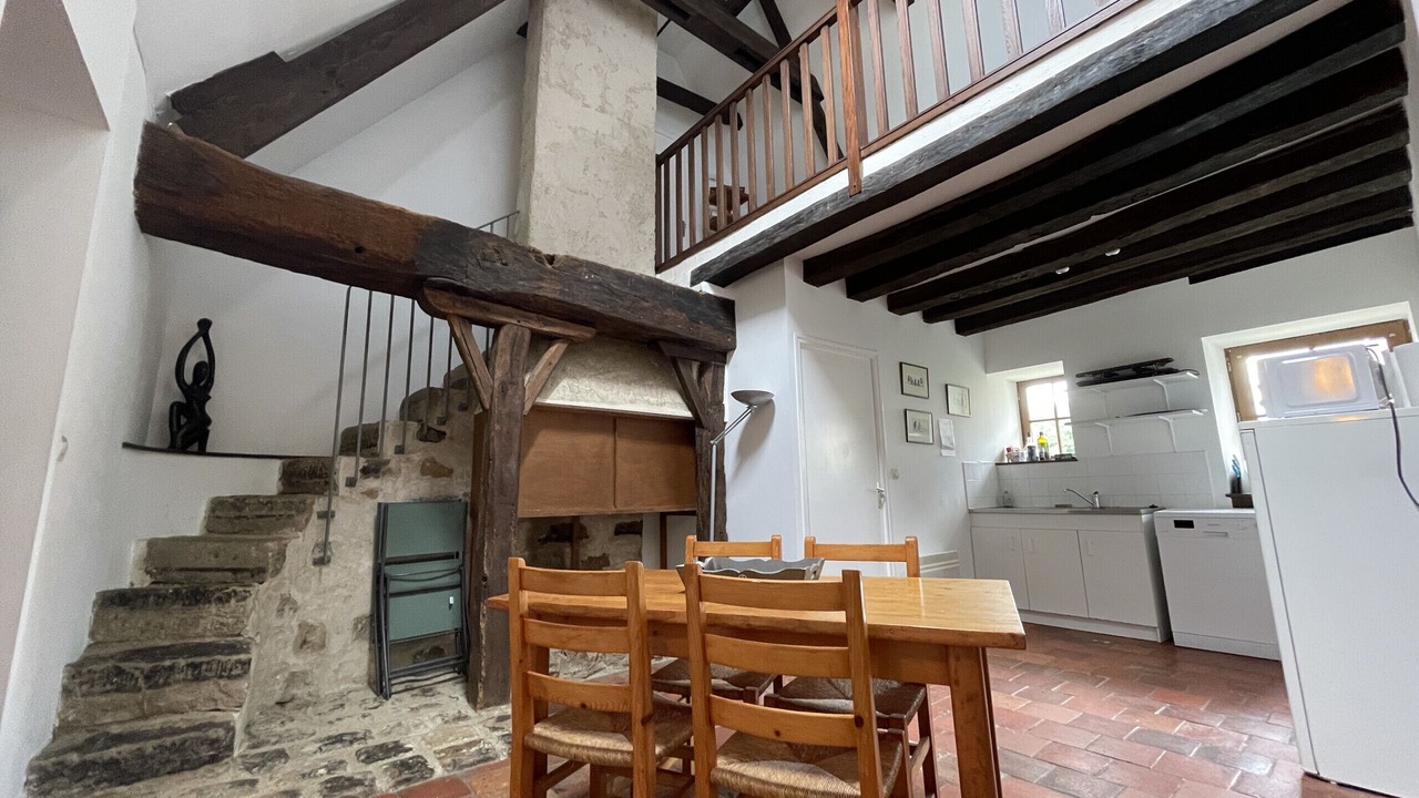 Photo of Bedroom in Thoree-les-Pins