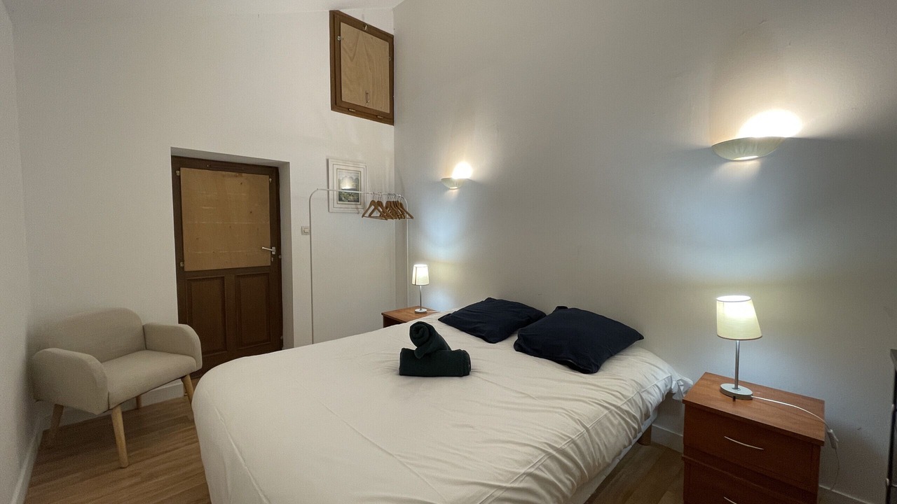 Photo of Bedroom in Thoree-les-Pins