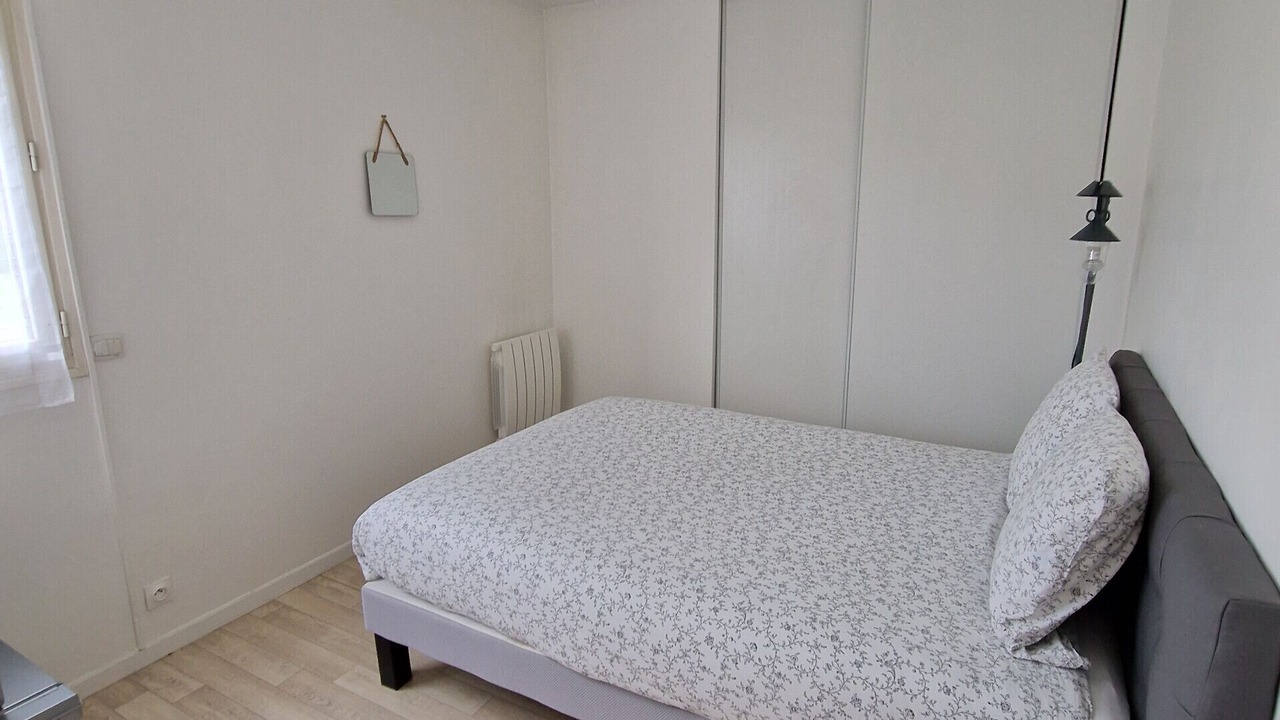 Photo of Bedroom in Jean Jaures
