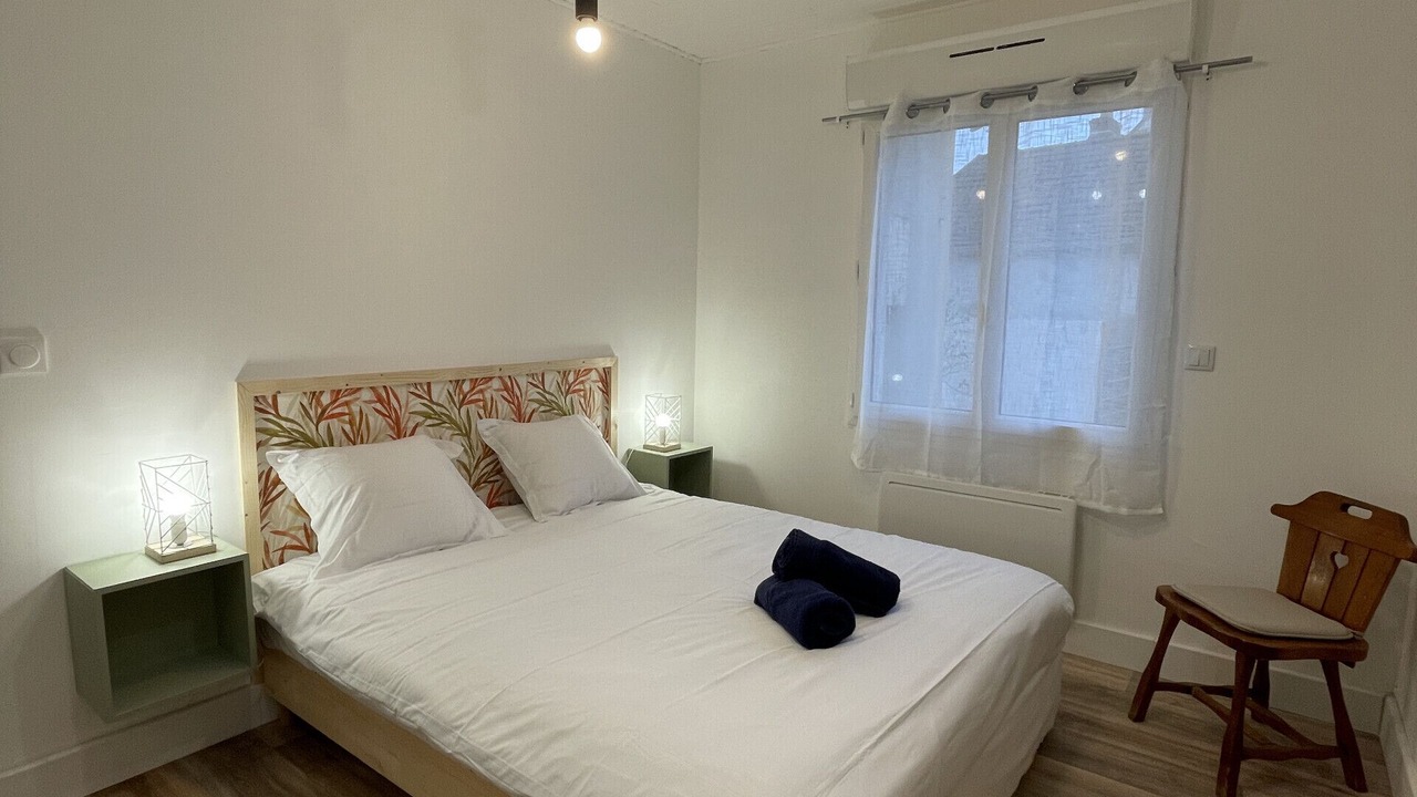 Photo of Bedroom in Noyen-sur-Sarthe