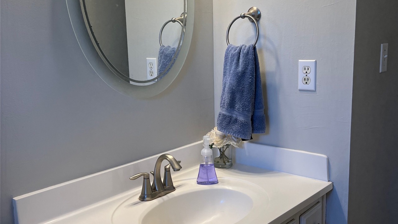 Photo of Bathroom in Lee's Summit