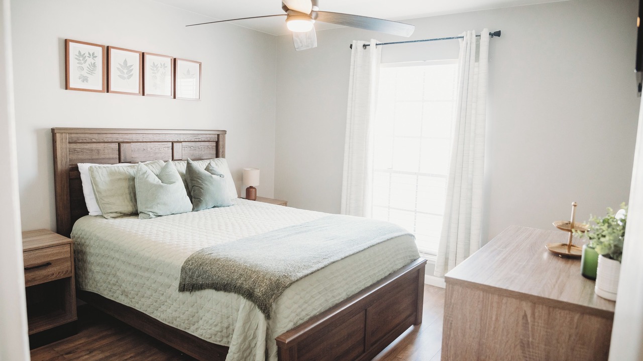Photo of Bedroom in Pebble Hills Park