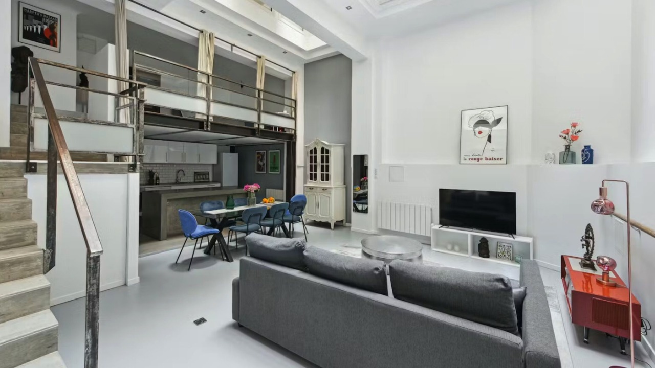 Photo of Livingroom in Quartier des Grandes-Carrieres