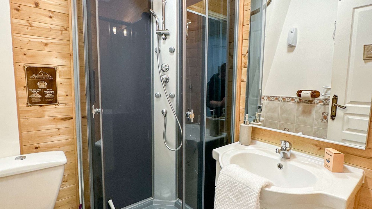 Photo of Bathroom in Vieux-Viel