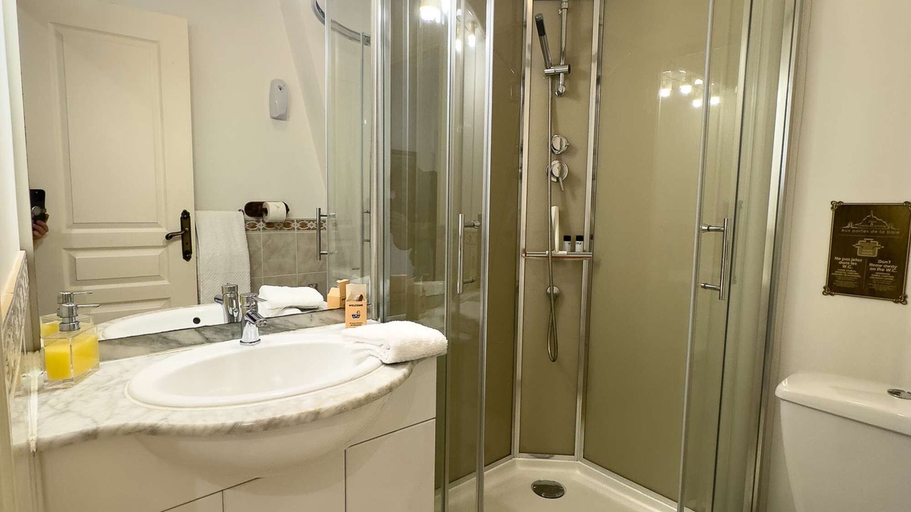 Photo of Bathroom in Vieux-Viel